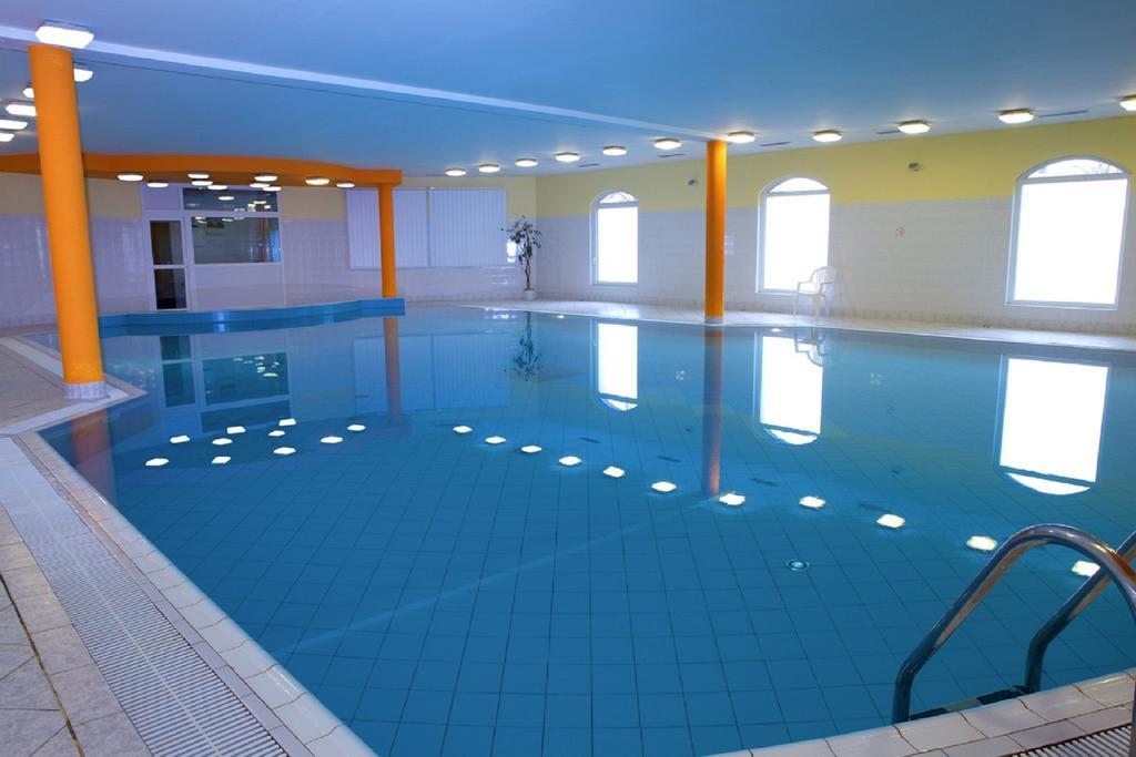 Hotel Floret Prŭhonice Luaran gambar